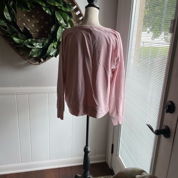 Gap - Picture 2 of 2